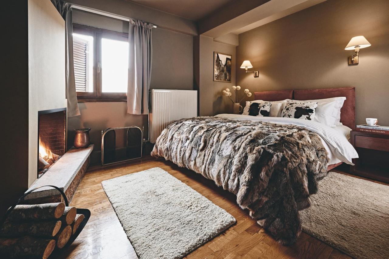 Nostos Suites By White Hills