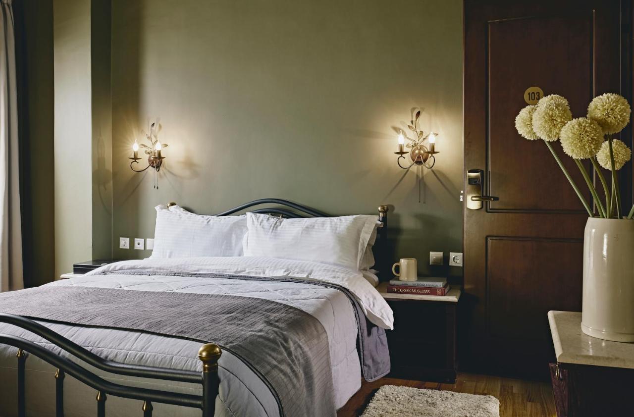 Nostos Suites By White Hills